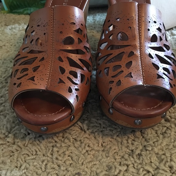 Wedges - Picture 3 of 4